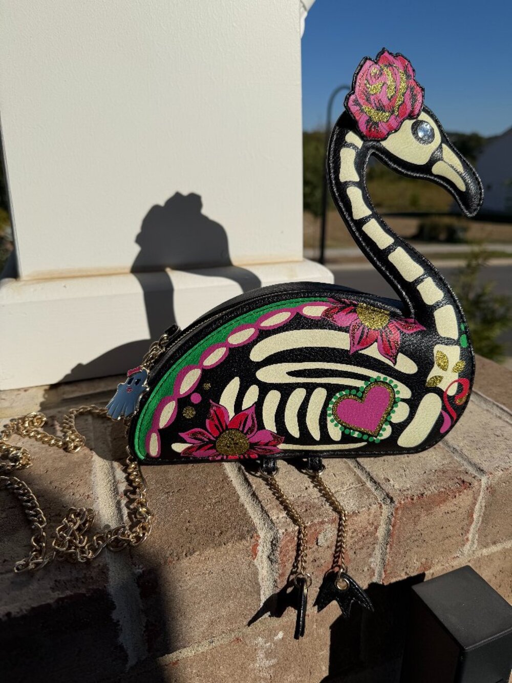 Betsey Johnson BETSEYVILLE Flamingo  Sugerskull Crossbody glow in the dark! - Picture 2 of 10